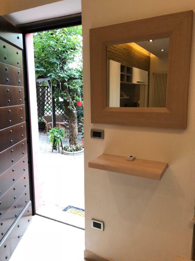 Апартаменты La Porta Nel Giardino Асти Экстерьер фото